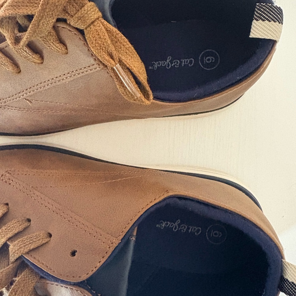 Cat & Jack Men's Tan and Black Sneakers